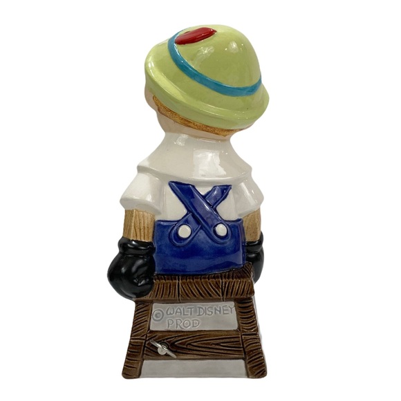 Walt Disney Pinocchio Ceramic Musical Figurine - Picture 3 of 8